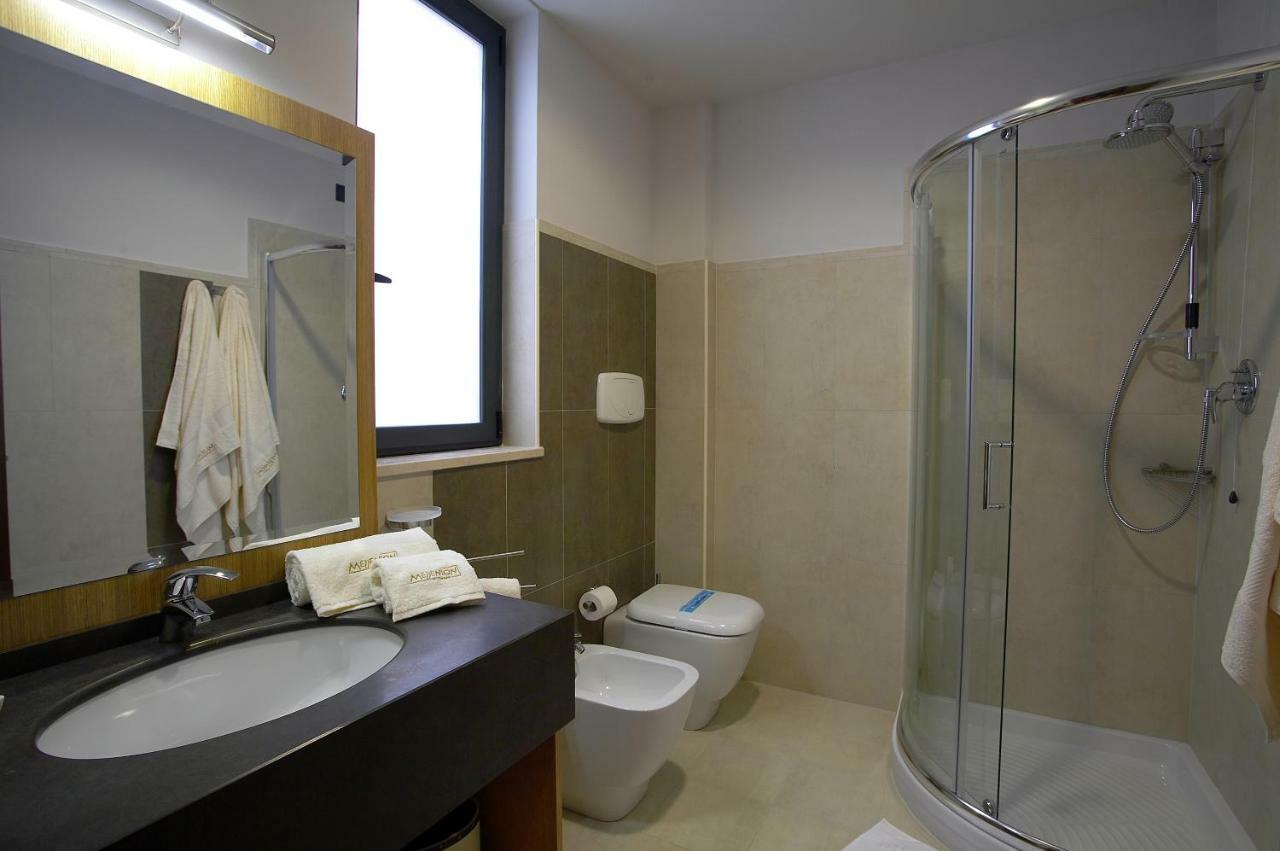 Hotel Messenion Мессина Экстерьер фото
